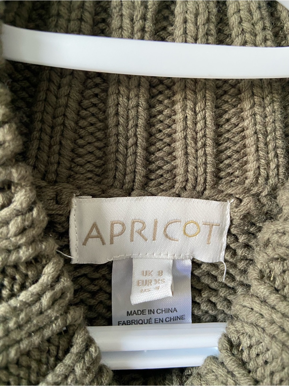 APRICOT Olive Cable Knit Sleeveless Crew Neck Sweater Vest - Picture 5 of 8